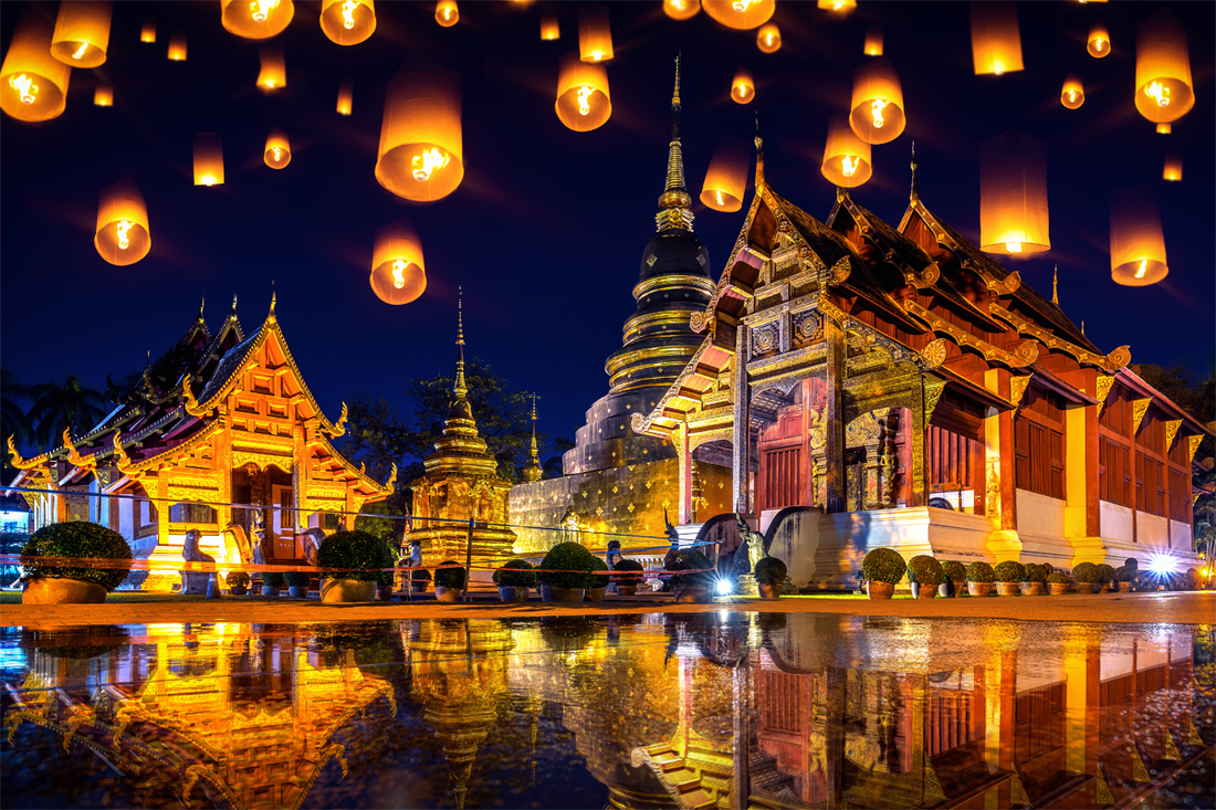 Celebrating Loy Krathong & Yi Peng: A Guide to the Thai Festivals and Their Delicious Dishes